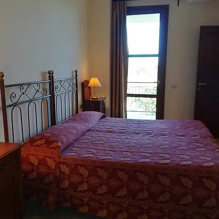 Loreto * Αλγκέρο